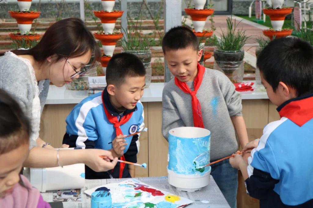 美院匠心繪書香,共啟路北外語實(shí)小科探閱讀之旅