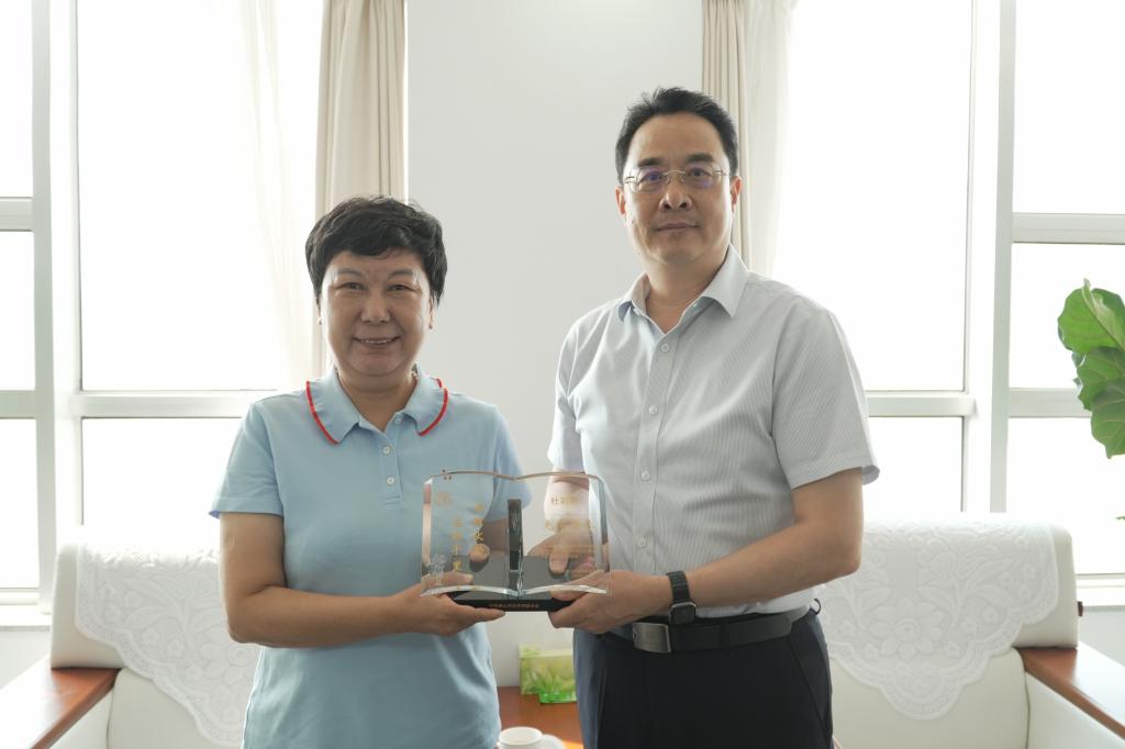 學校召開杜彩芹院長榮譽退休座談會