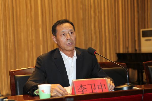 我校2013年中層干部培訓(xùn)班開班